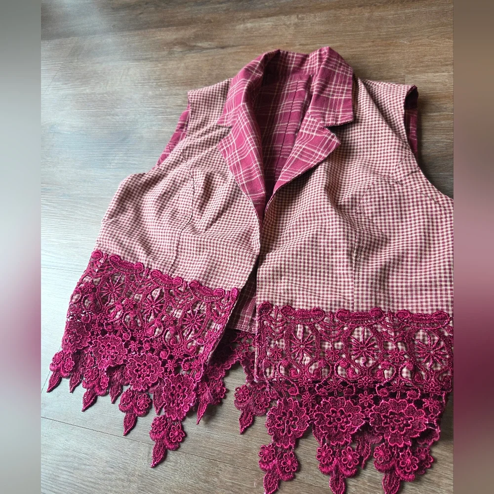 Vintage Hand Made Reversible Maroon Plaid Western Vest with Lace Fringe, size S - Picture 7 of 7